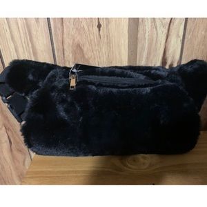 Black Fanny pack